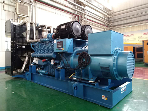 640KW濰柴柴油發(fā)電機(jī)組